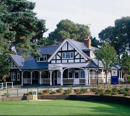 The Lodge At Meyrick Park Bournemouth Buitenkant foto